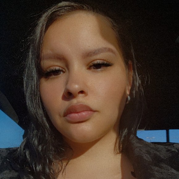Meet your Posher, Sabrina - Picture 1 of 1